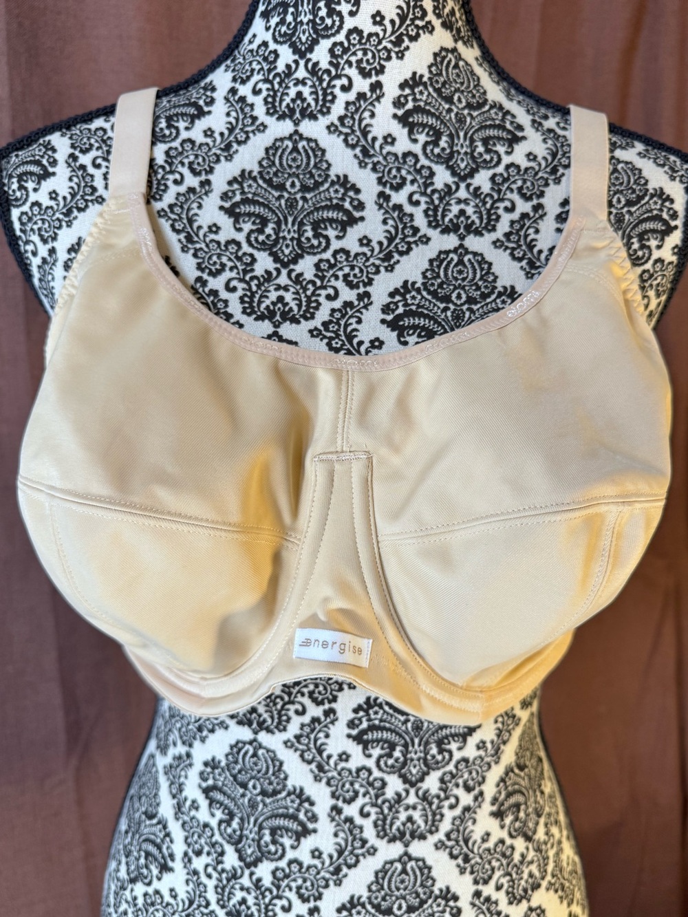 Elomi Energize Beige Nude Underwire Sports Bra with Mesh Band size 44D